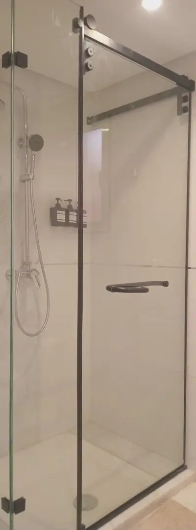 Cabine de douche moderne