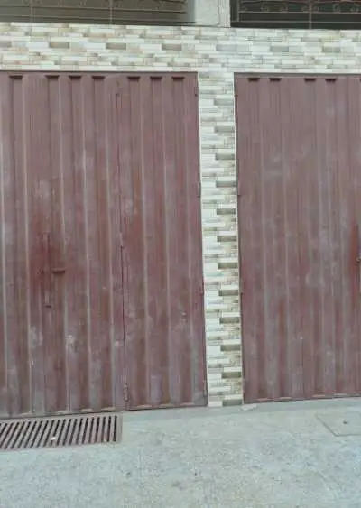 Local commercial