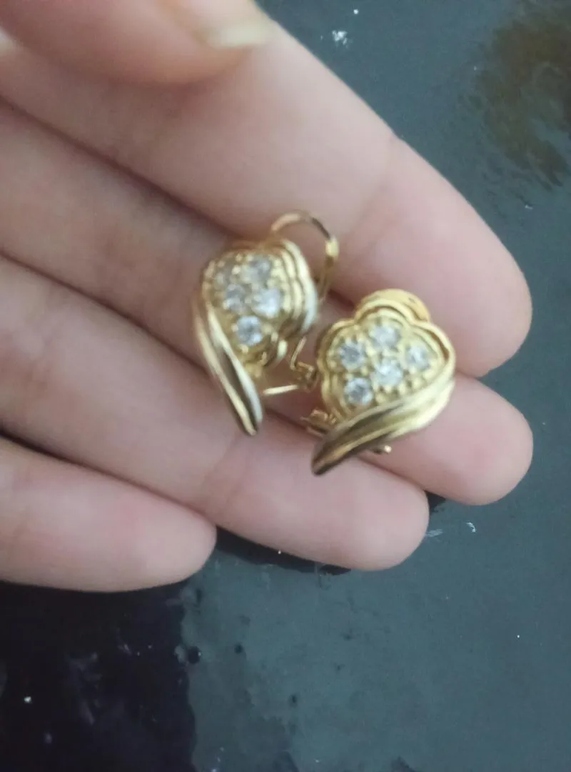 Boucles d'oreilles à prix raisonnable