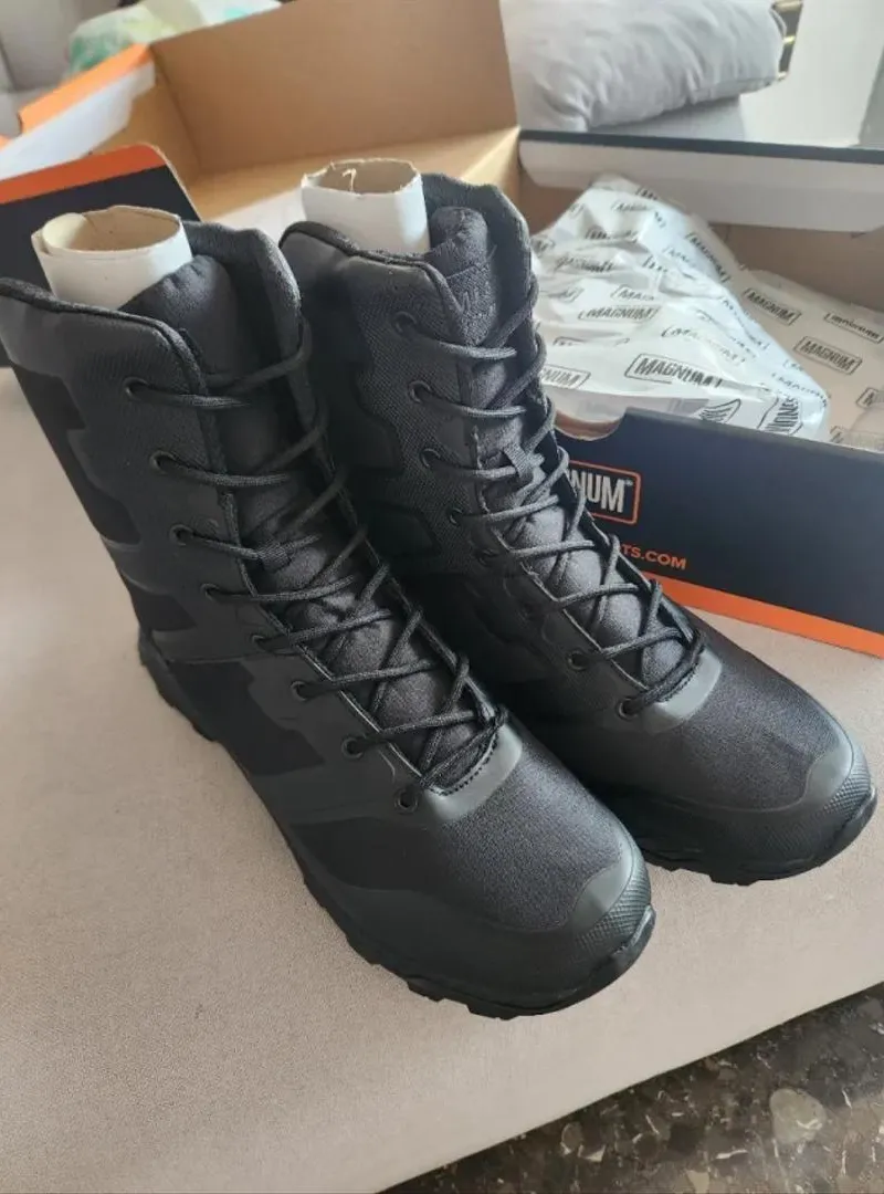 Magnum Mega Tactical Side Zip 8.0