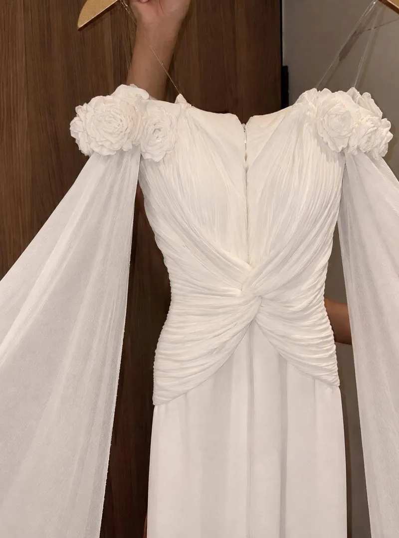 Robe blanche élégante mariage