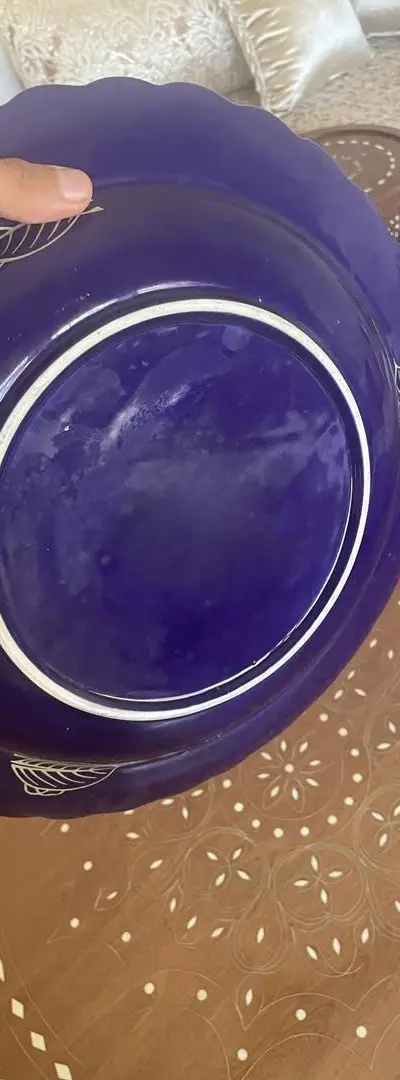 Plat paon bleu