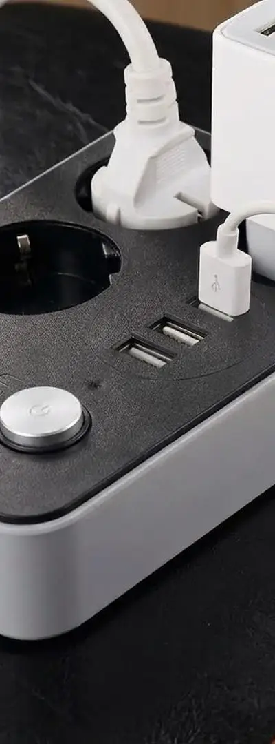 Multiprise électrique avec ports USB