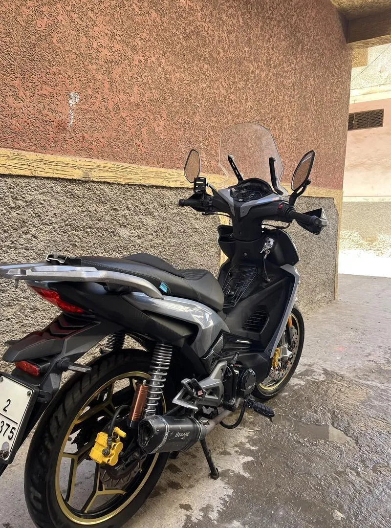 Vélo Spring X 2024 moteur 140