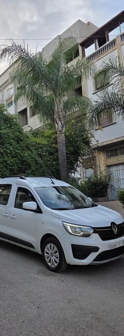 RENAULT Express 2024 (Sans adblue) à Tanger