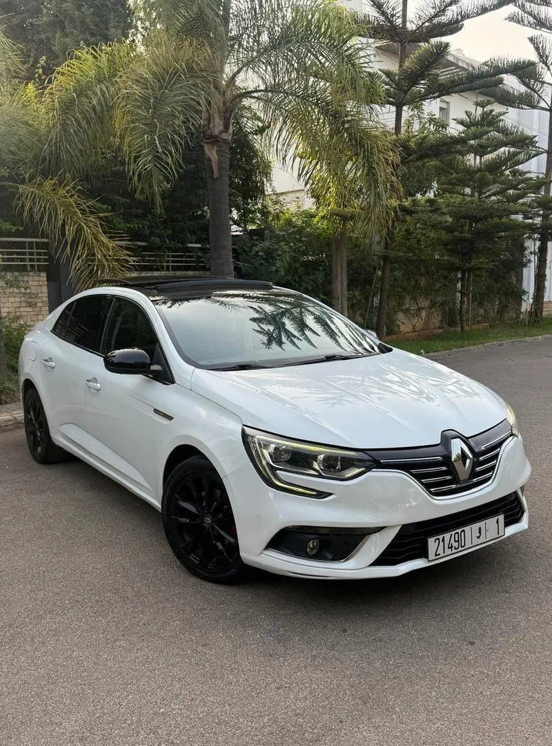 Mégane IV Sedan Intens 2020 Diesel Automatique