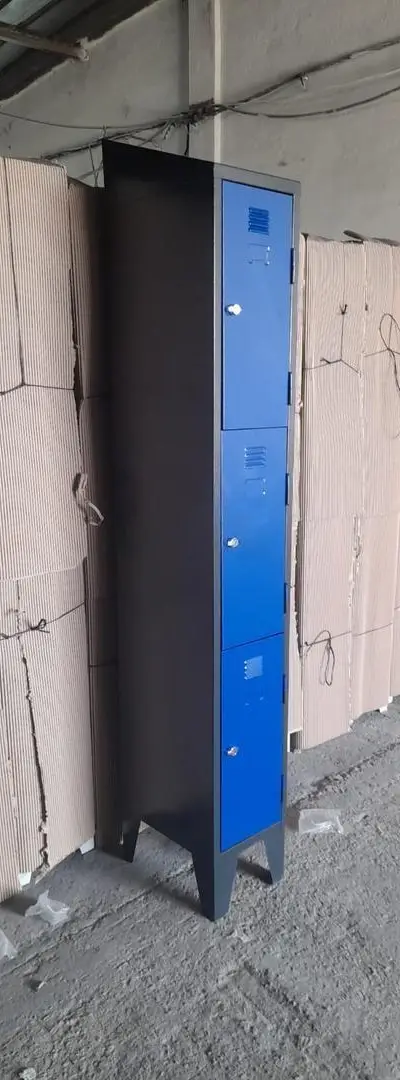 Casier monobloc pour salle de sport/vestiaire