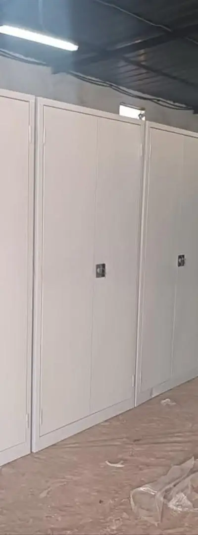 Casier vestiaire métallique ARMOIRE