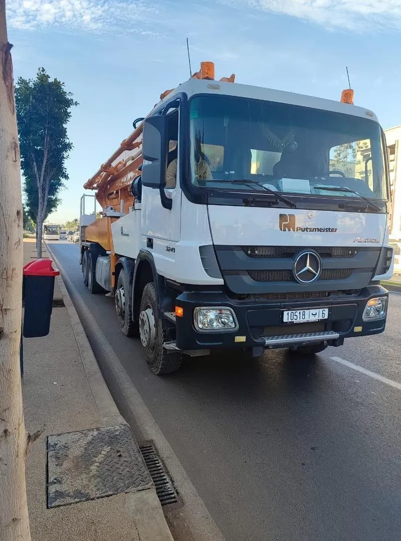 VENTE BELLE POMPE A BETON