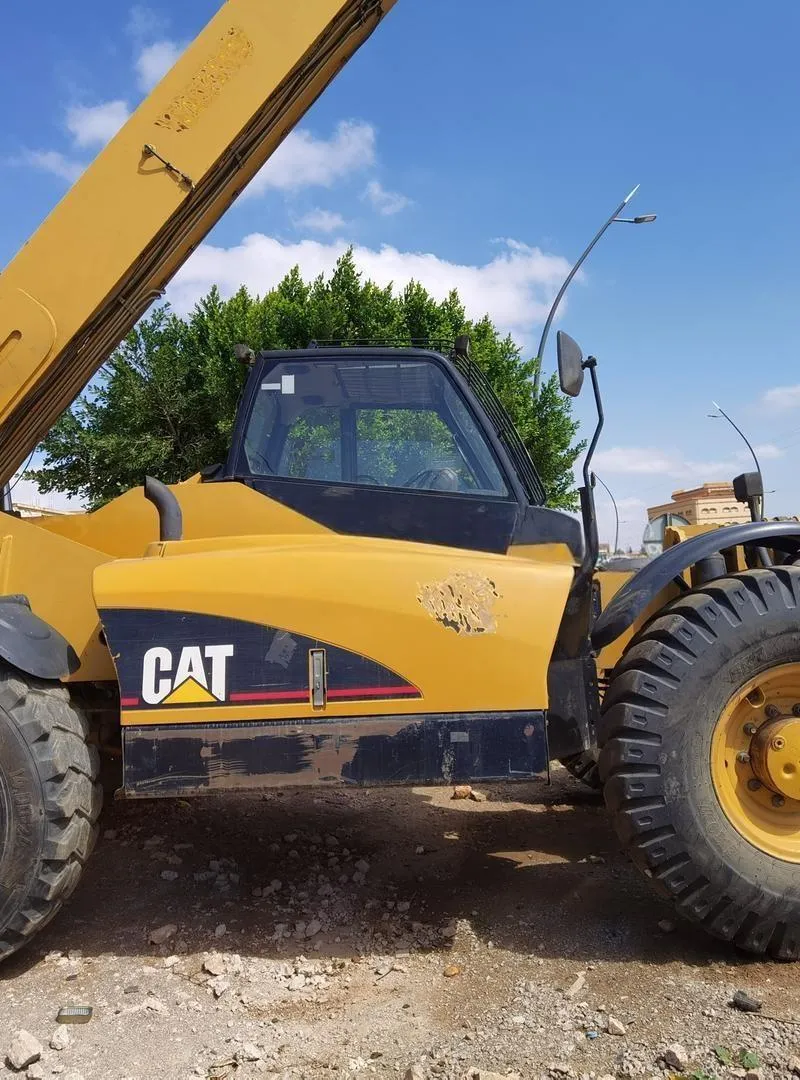CAT TH580B Manitou