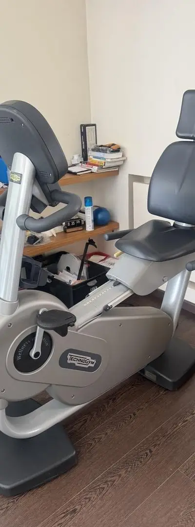 Vélo de sport Technogym