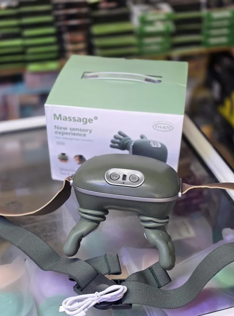 Je propose à la vente un appareil de massage pour le cou et les épaules.