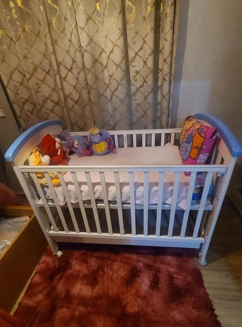 Lit bébé à vendre