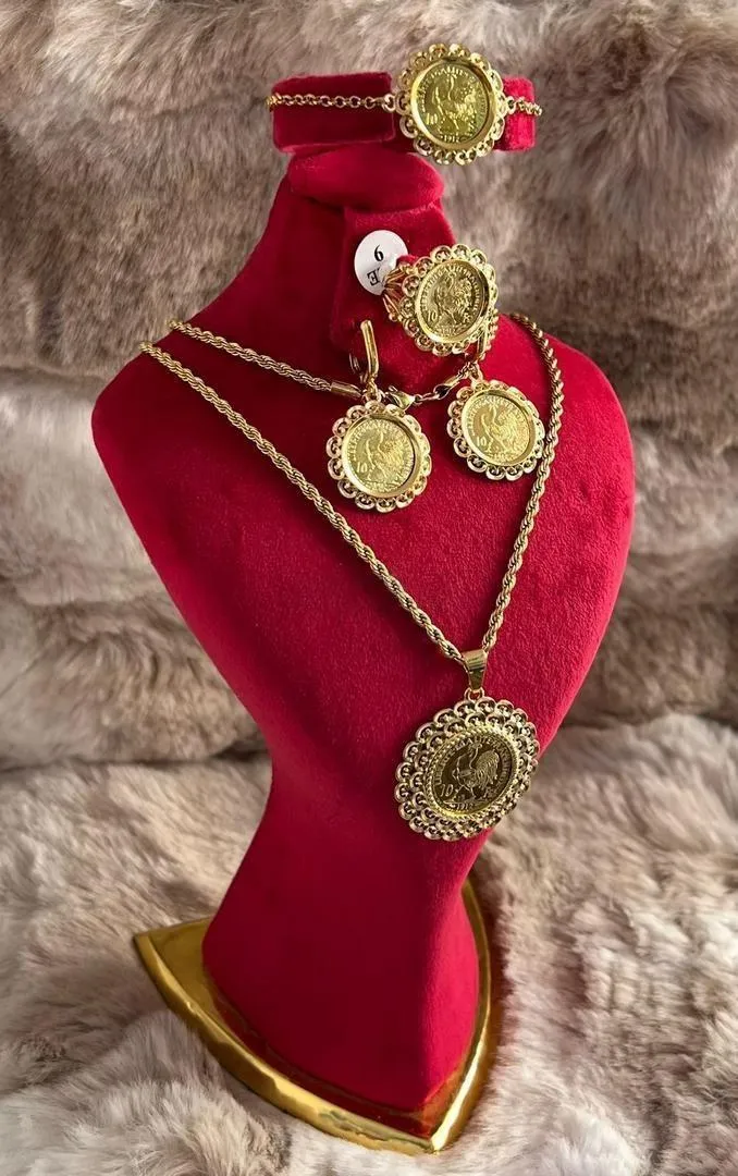 Ensemble de bijoux pour femmes, collier et boucles d'oreilles raffinés couleur or