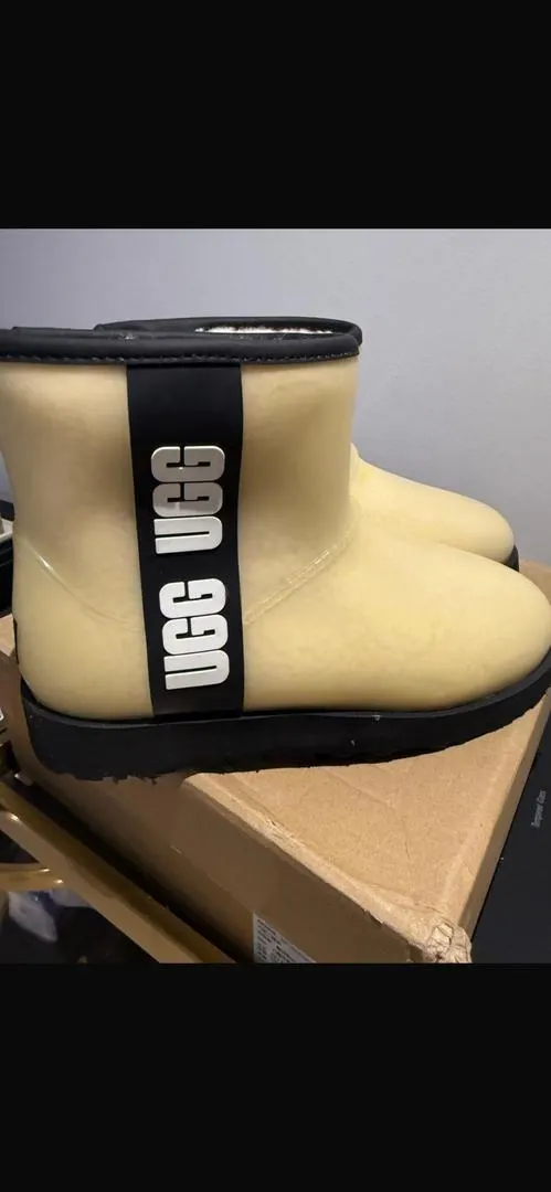 Nouvelle UGG