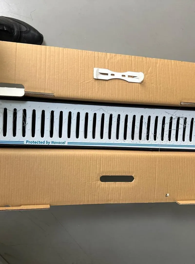 Caniveau de garage extérieur en inox