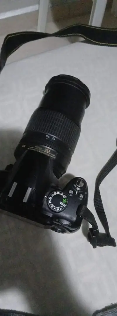 Caméra Nikon D3000, peu utilisée et en excellent état