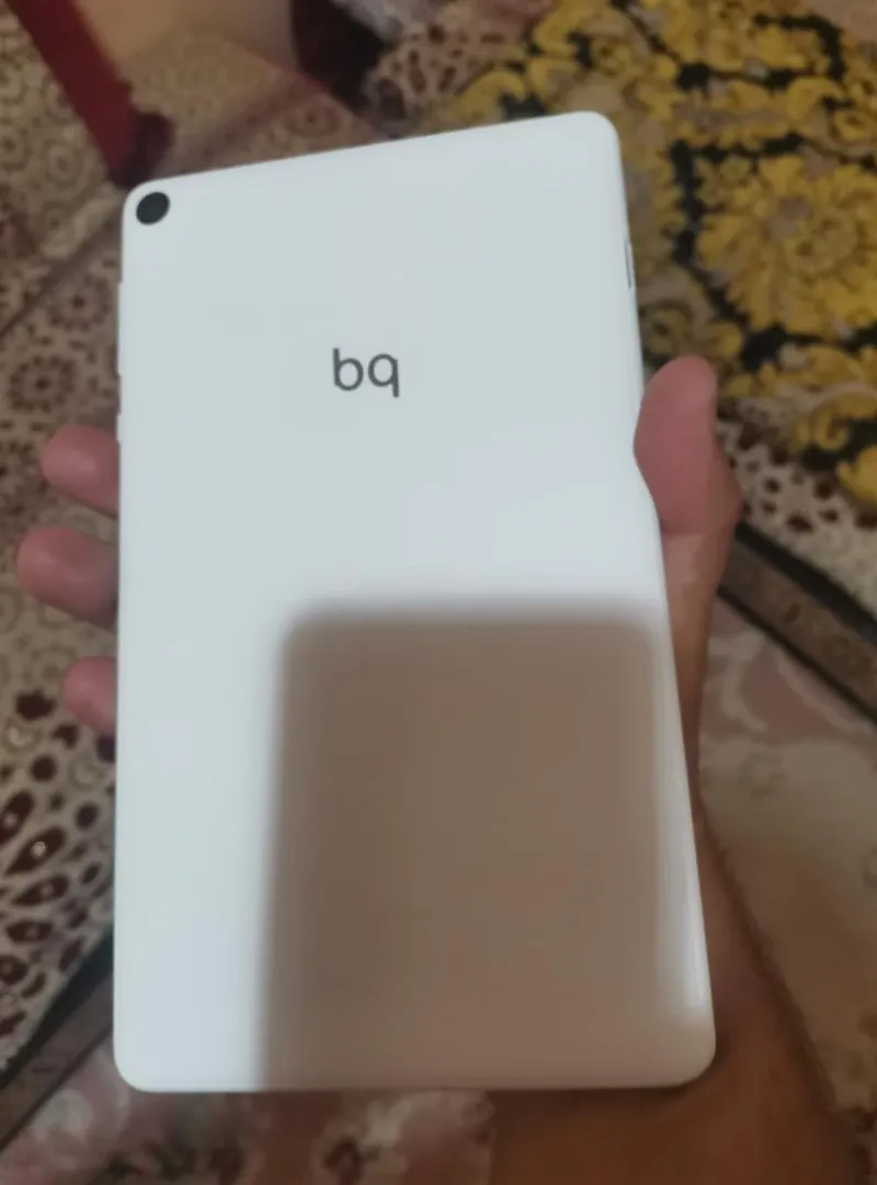 Tablette bq wifi encore neuve