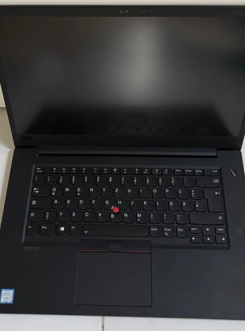 Lenovo Thinkpad X1 extreme gen 2 pour pièces