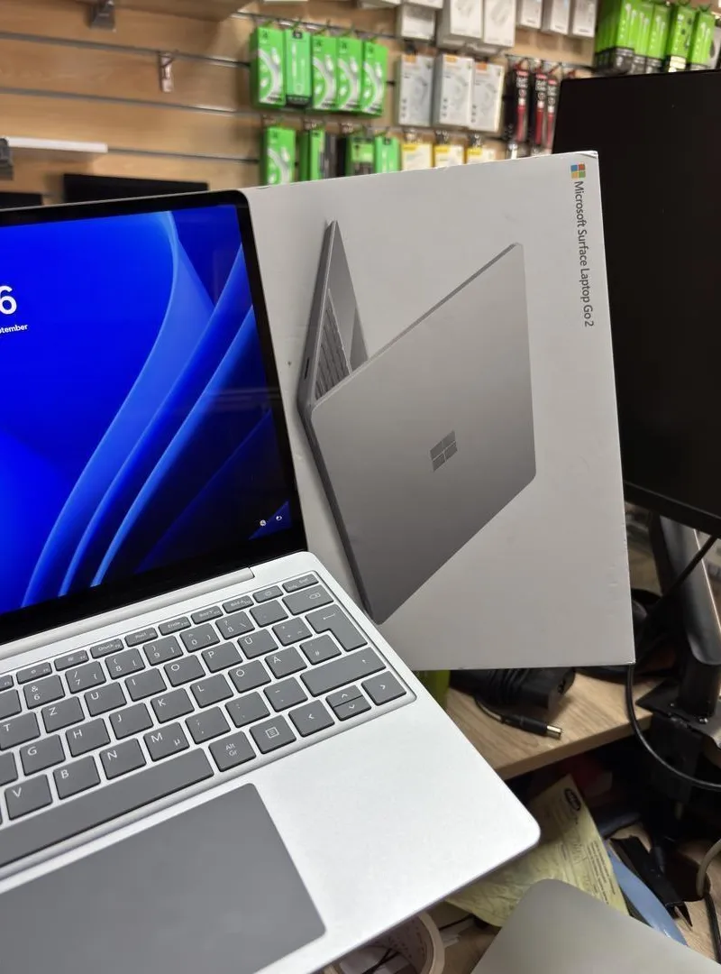 Surface Laptop GO 2 Core i5 11ème Génération