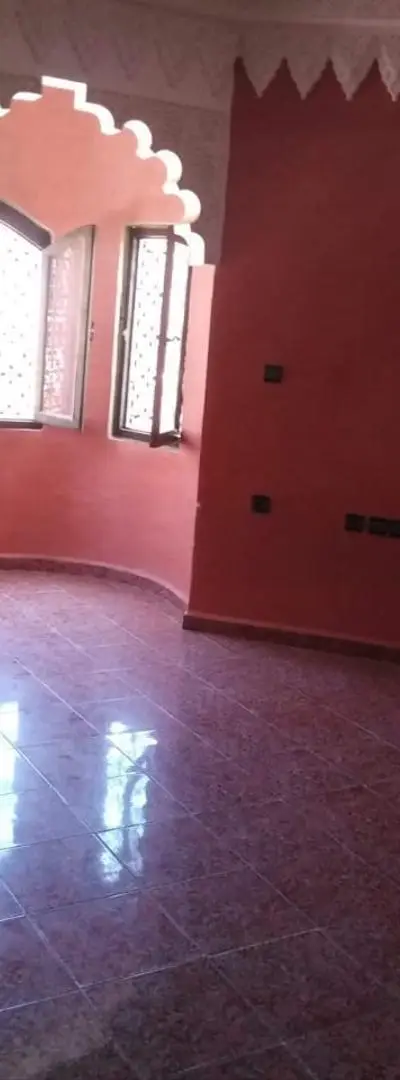 Maison à étage villa avec accès privé