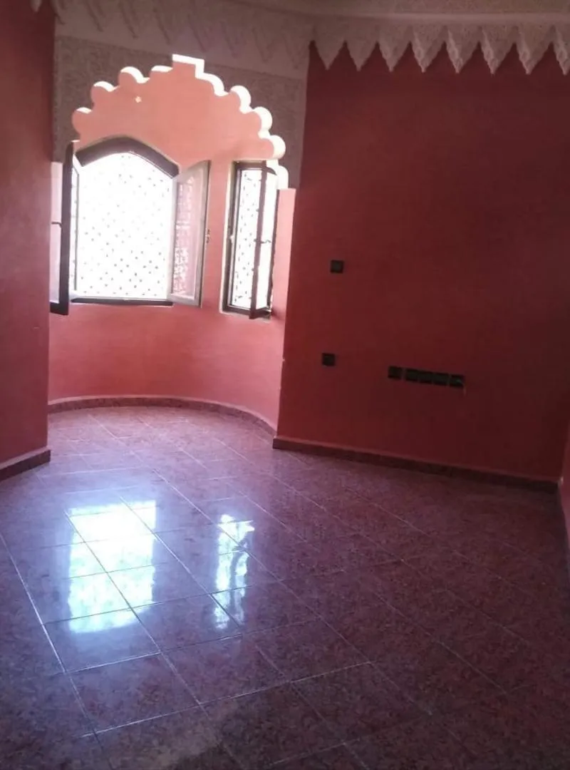 Maison à étage villa avec accès privé