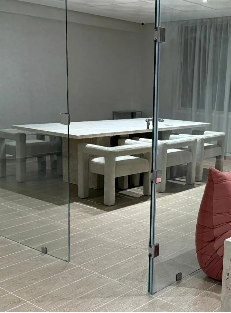 Verrière en verre avec porte - Salle de réunion
