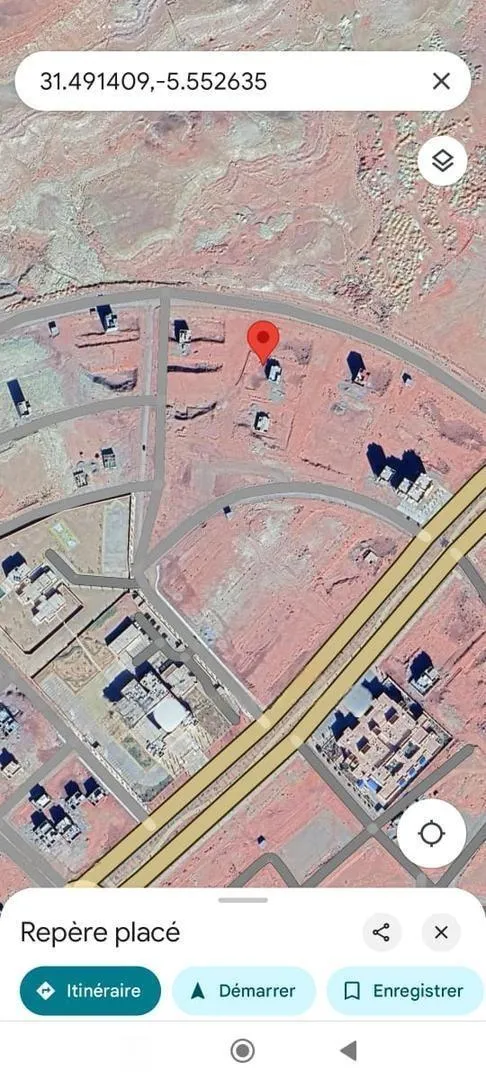 Terrain économique à vendre à lotissement Al Majd 3 à Tinghir