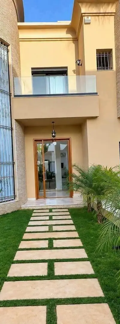 Villa haut standing à louer à Agadir