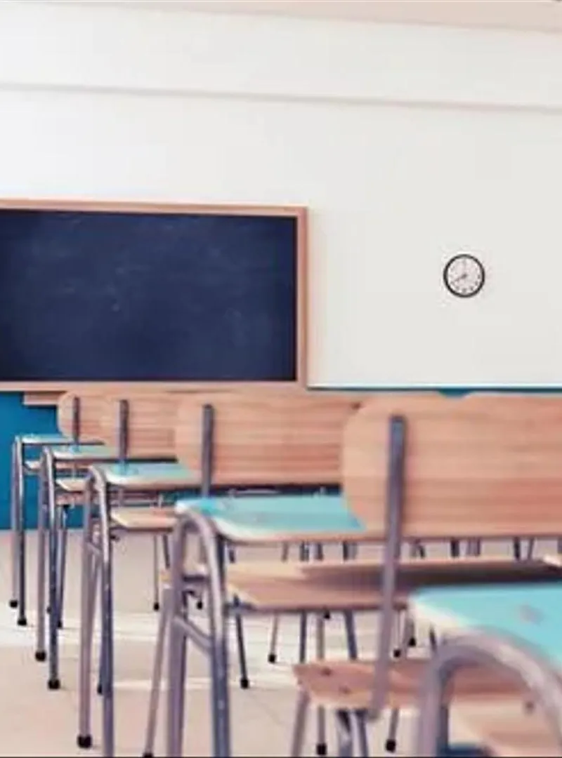 INVESTISSEZ DANS L'EDUCATION