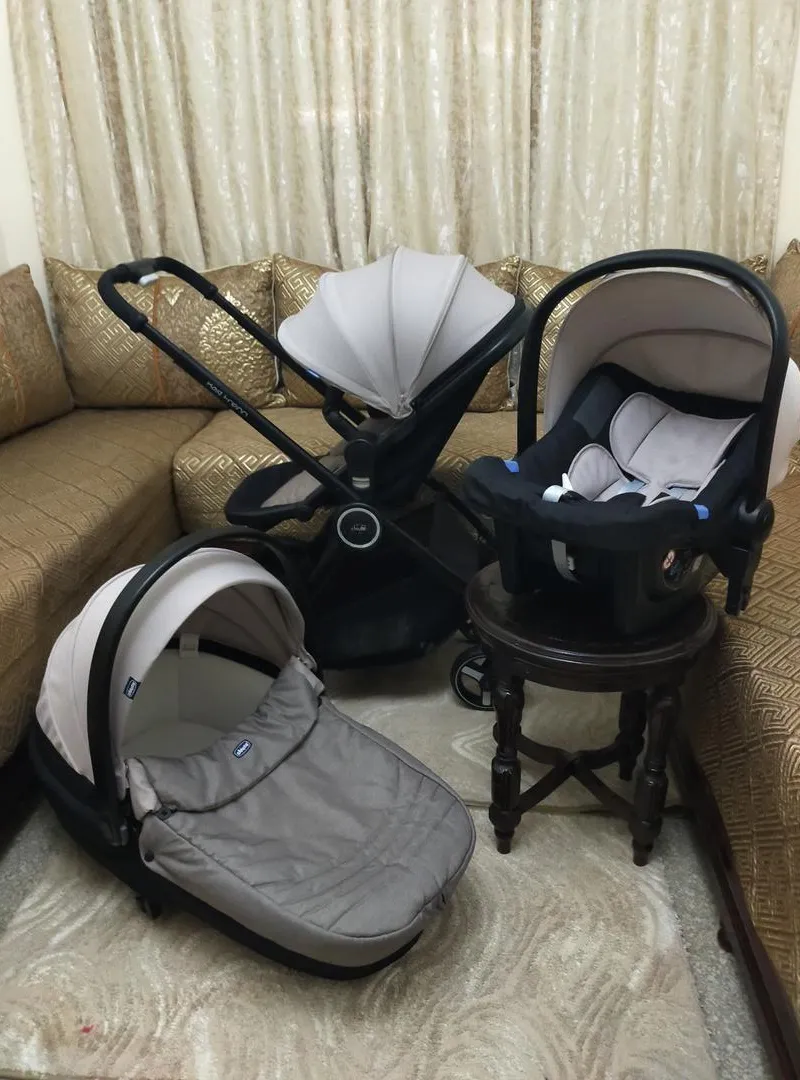 Poussette 3 pièces originale de la marque Chicco