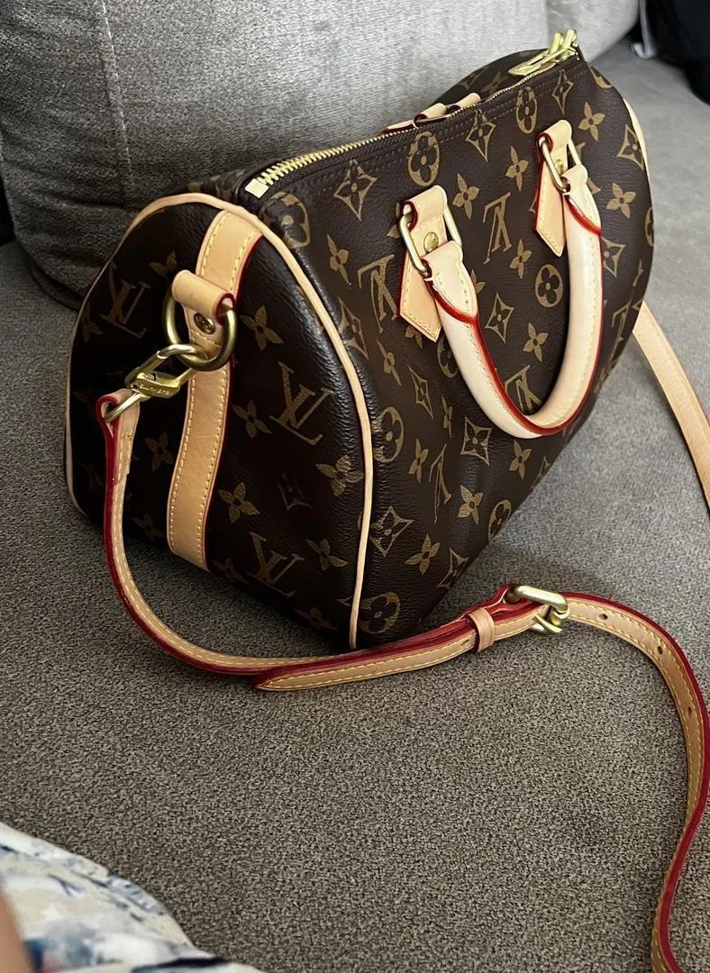 Sac Louis Vuitton authentique, porté une seule fois et toujours neuf