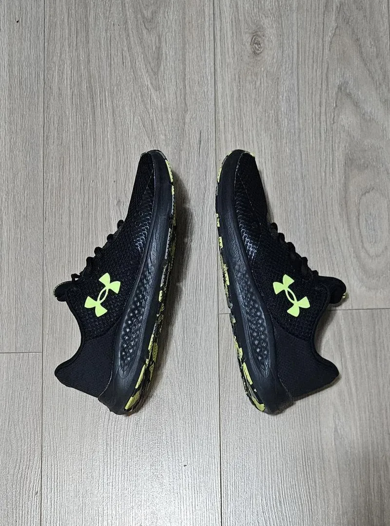 Chaussures de sport Under Armour Original