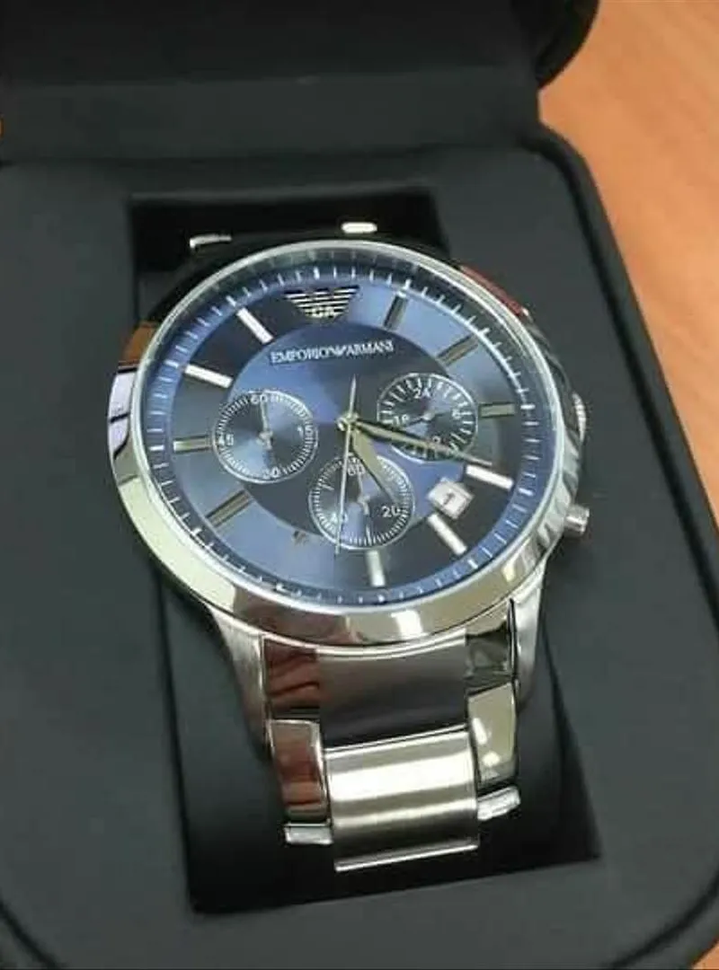 Montre Emporio Armani originale