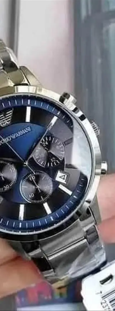 Montre Emporio Armani chronographe originale