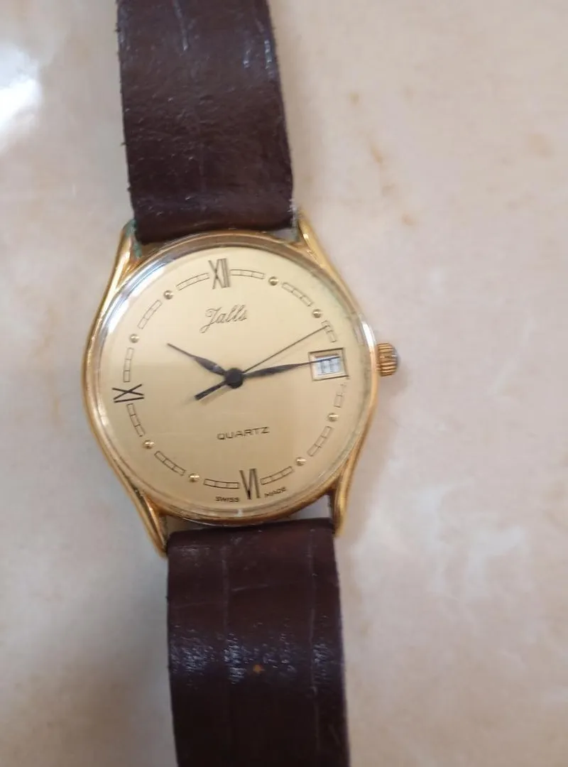Montre classique suisse vintage
