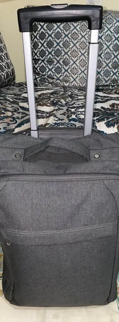 Valise cabine 10 Kg en tissu de très bonne qualité