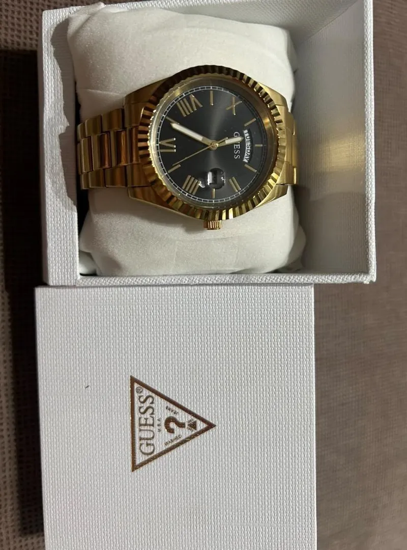 Montre Guess dorée