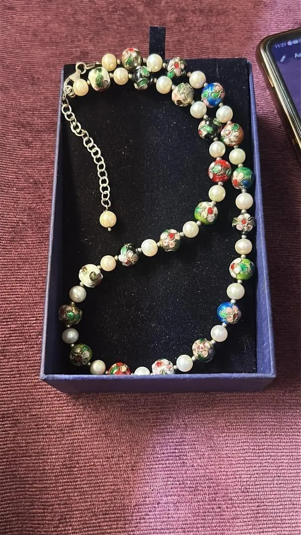 Collier perle à clic