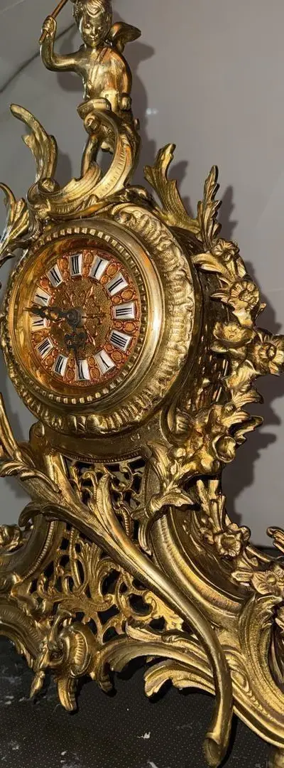 Pendule ancienne en bronze doré