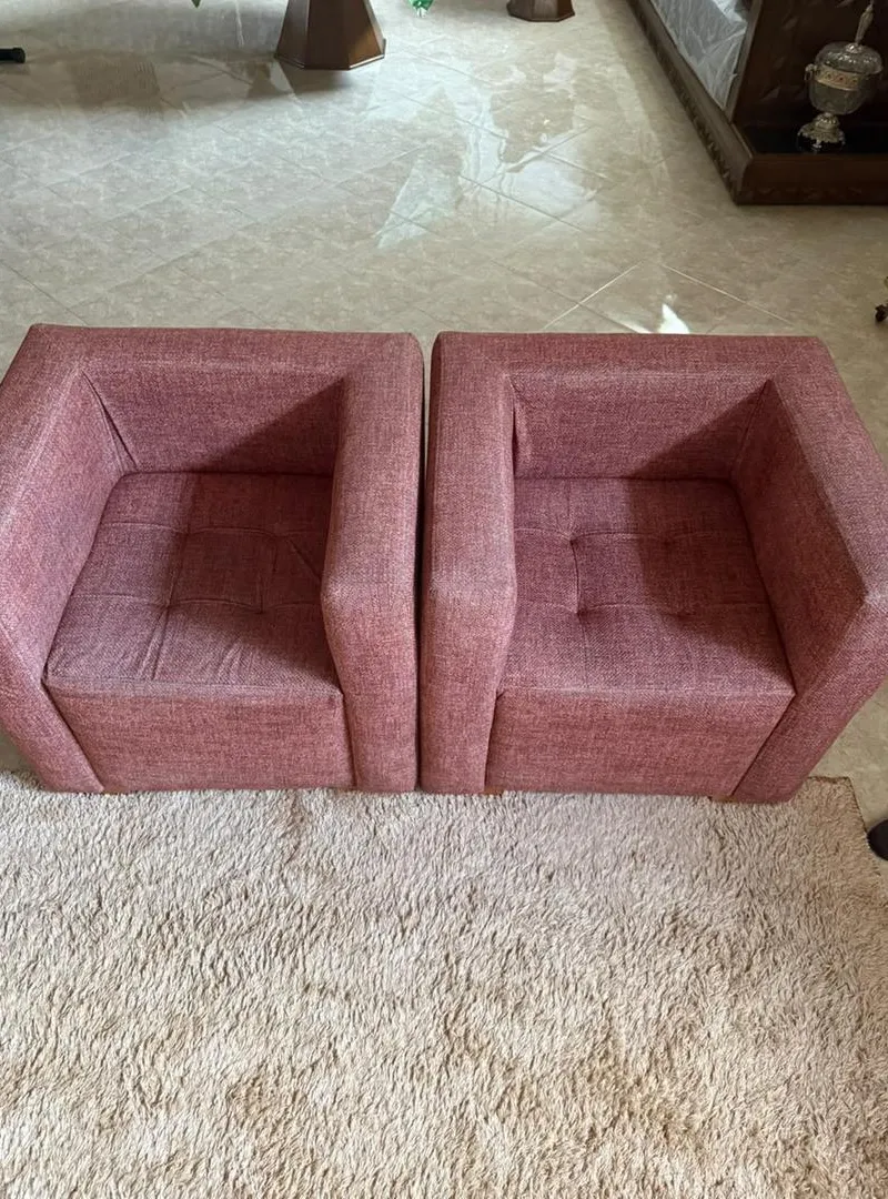 Deux fauteuils à vendre
