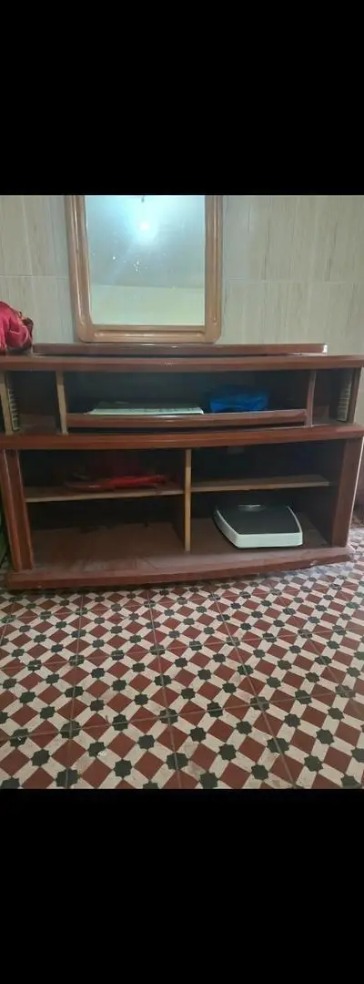 Table de télévision