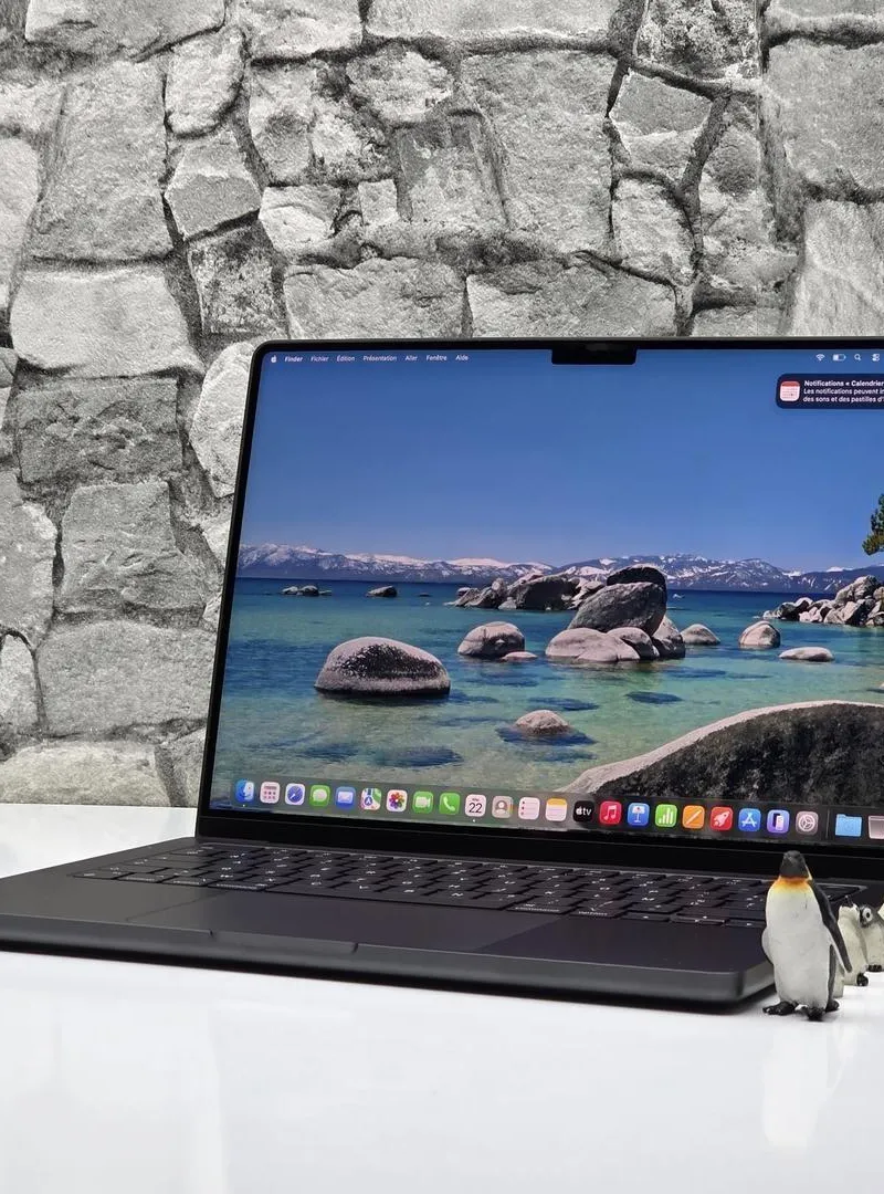 APPLE MacBook PRO 14 2023 / M3 PRO / AZERTY