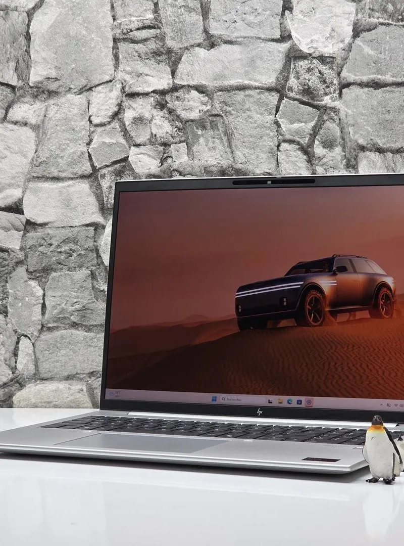 HP EliteBook 860 G11 / Ultra 7 155U / 32 RAM