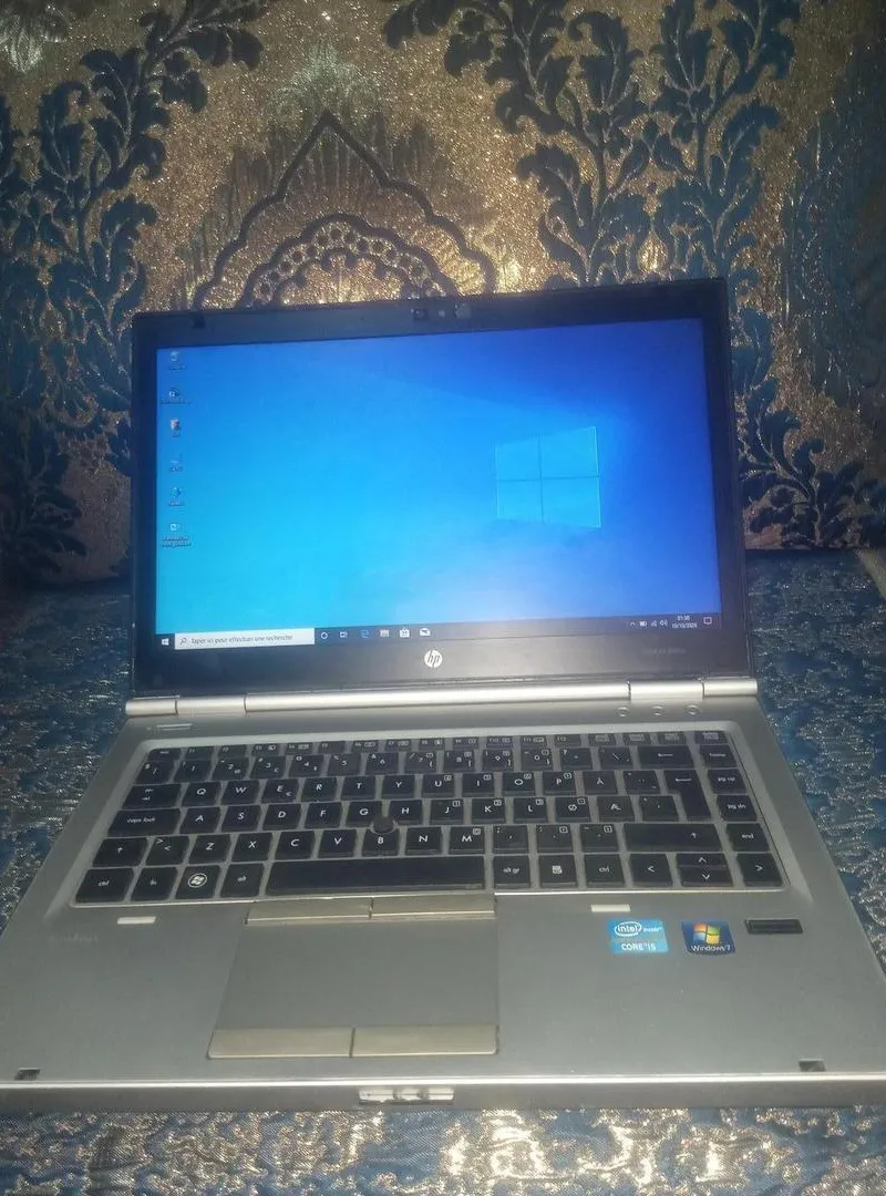 HP EliteBook i5 encore propre