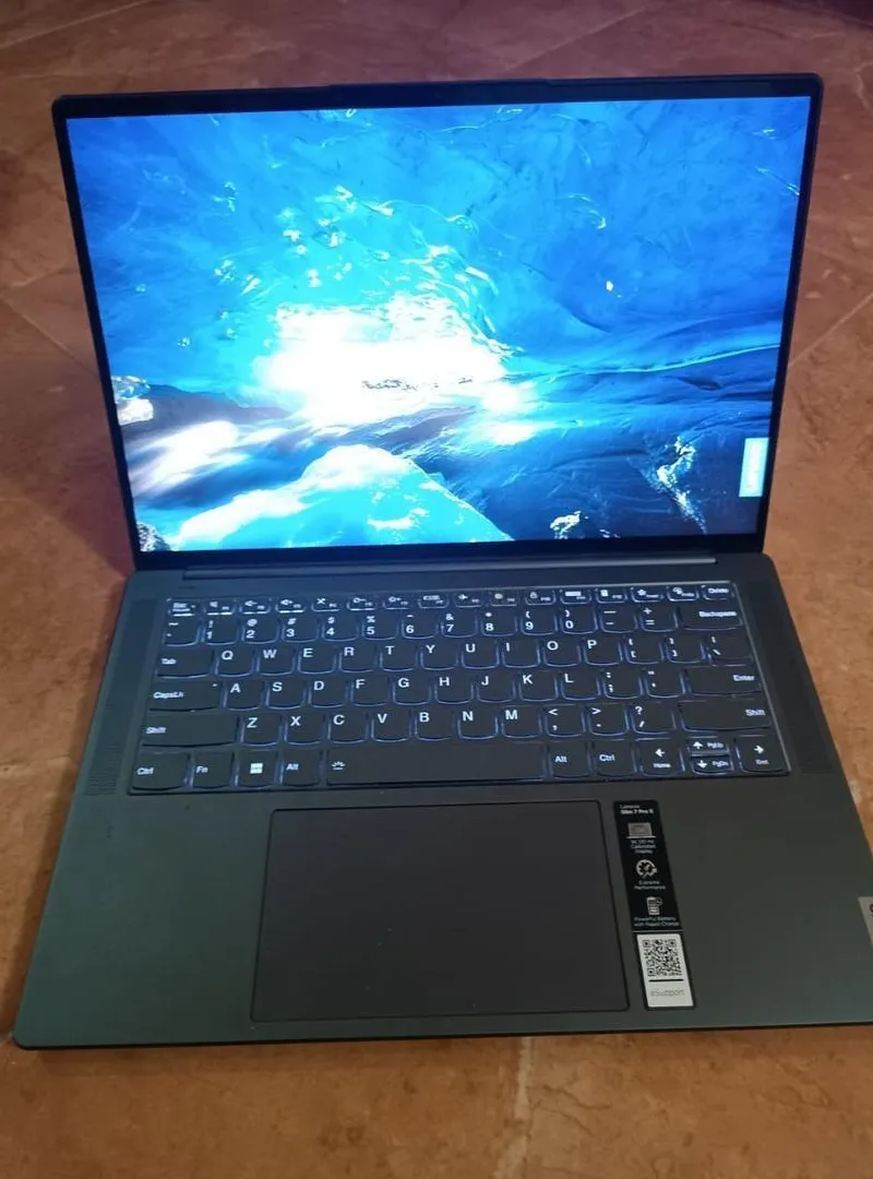 Lenovo Slim 7 Pro X Ryzen 9 6900HS / Tactile 3K