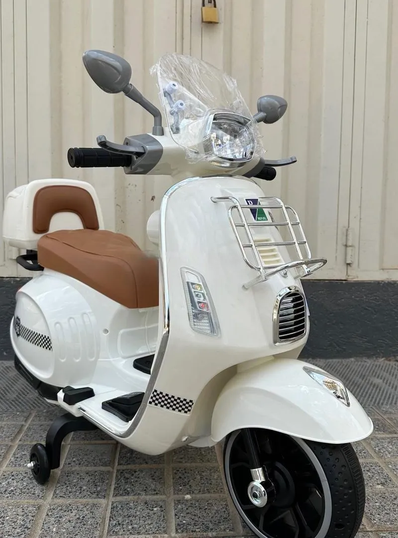 MOTO VESPA ÉLECTRIQUE POUR ENFANTS