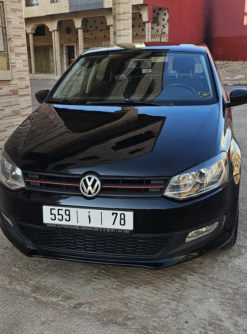 VOLKSWAGEN POLO 2012