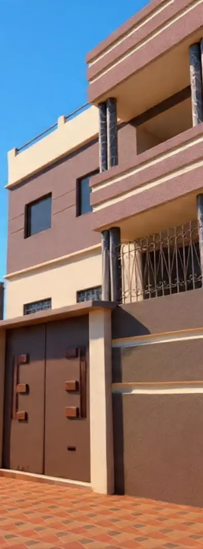 Villa neuve bien située à vendre