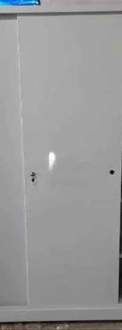 Armoire métallique